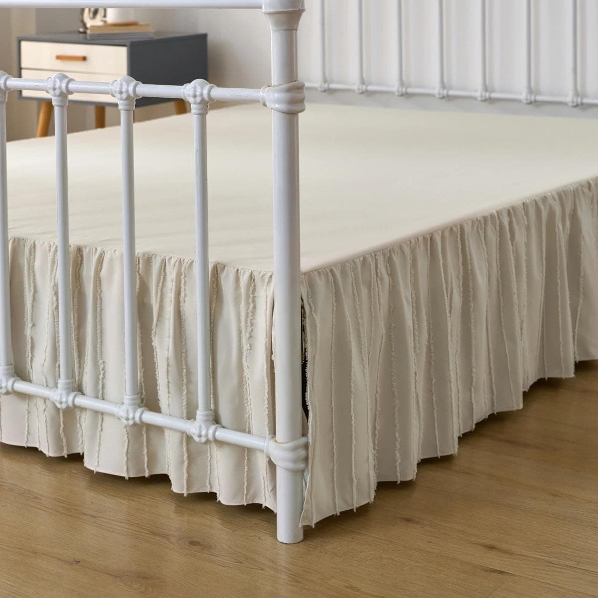 Bed Skirt King Size, Ruffled Bed Skirt with Split Corners, King Bed Skirts 16 Inch Drop Boho Ruffle Bed Skirts with Platform, Striped, Cream (King - 16" Drop)