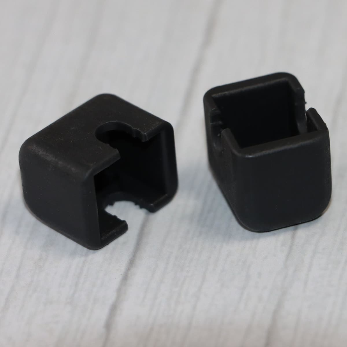 PIAOLGYI Cover Clip for Mustang Mach-E Cargo